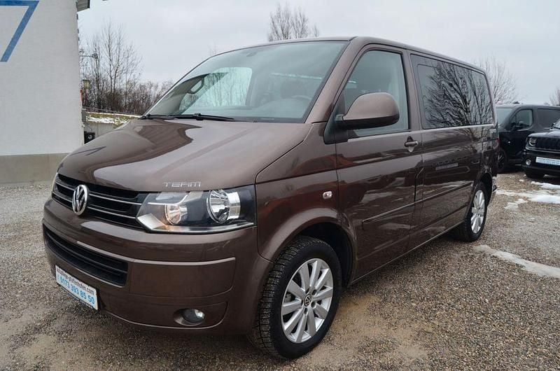 Gebraucht VW Multivan Team 179 PS (131 kW) 2010 Braun Van / Kleinbus