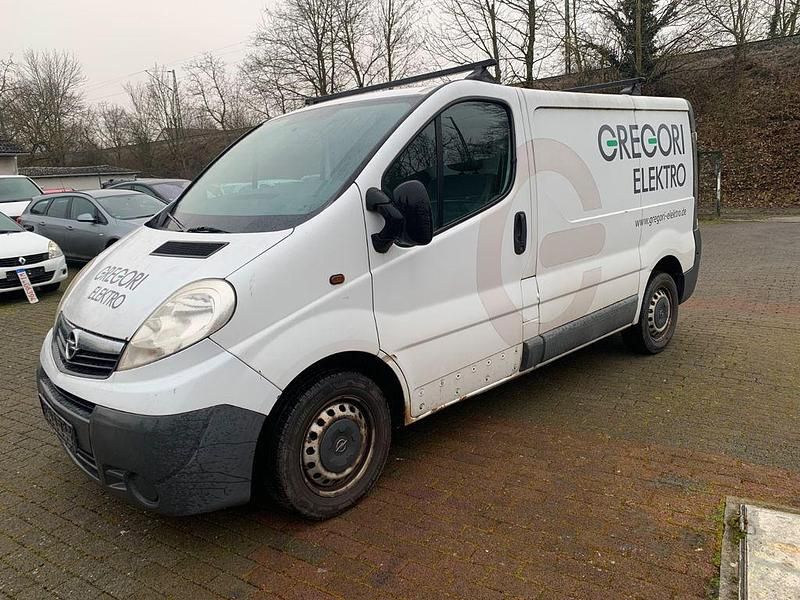 Gebraucht Opel Vivaro 114 PS (83 kW) 2007 Weiß Van / Kleinbus