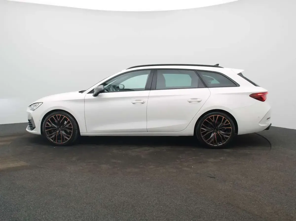 Gebraucht Cupra Leon VZ 310 PS (228 kW) 2021 "candy" weiss Kombi