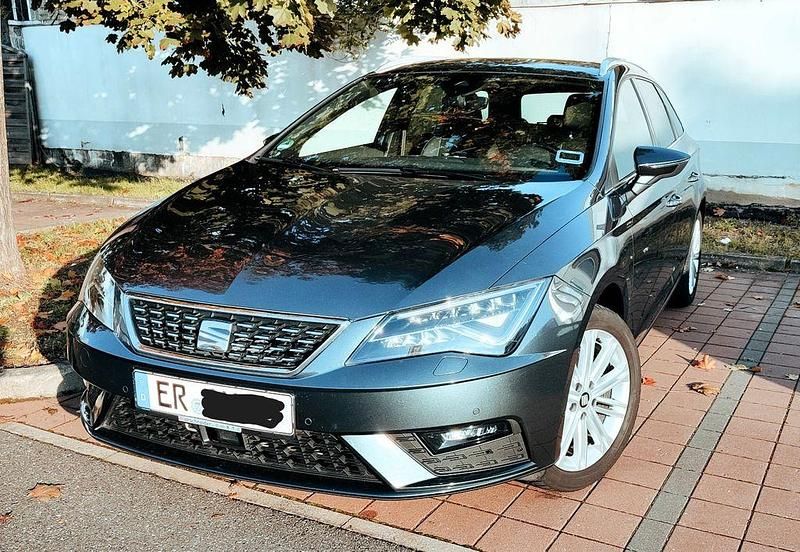 Grau Gebraucht 2020 Seat Leon ST XCELLENCE Kombi | 18.150 € (Guter Preis) - Bild 1/4