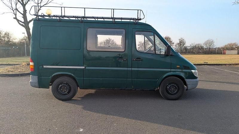 Gebraucht Mercedes Sprinter 129 PS (94 kW) 2000 Grün Van