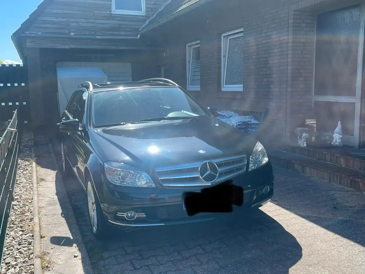 Gebraucht Mercedes C250 204 PS (150 kW) 2009 Schwarz Kombi