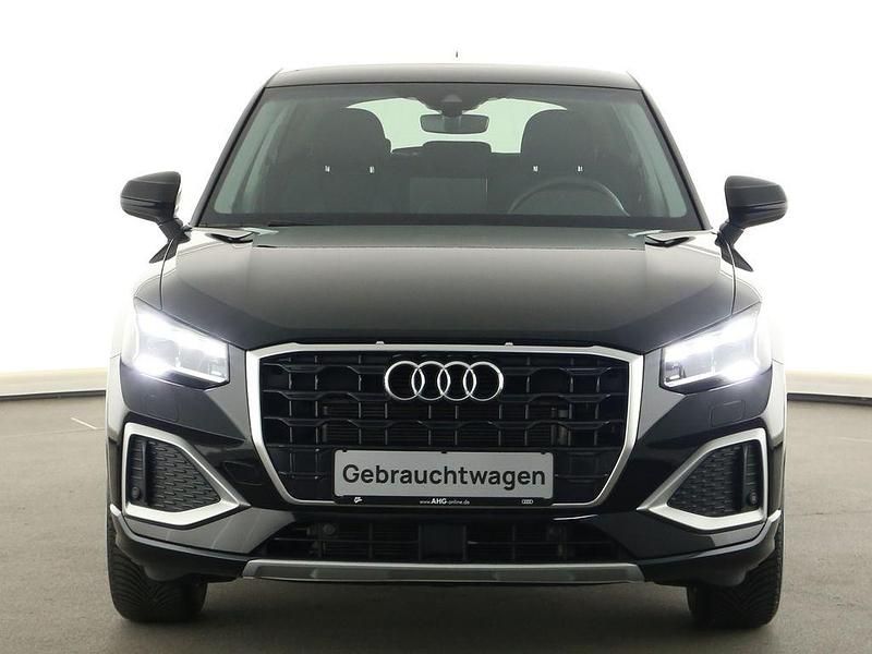 Second-hand Audi Q2 Advanced 150 CP (110 kW) 2025 Negru SUV