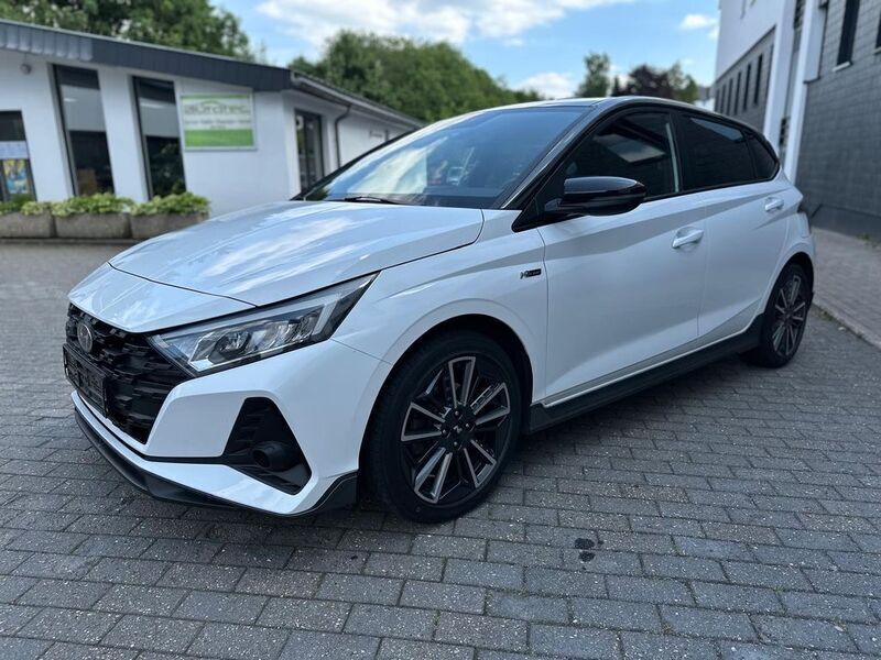 Gebraucht Hyundai i20 N Line 120 PS (88 kW) 2022 Weiß Limousine