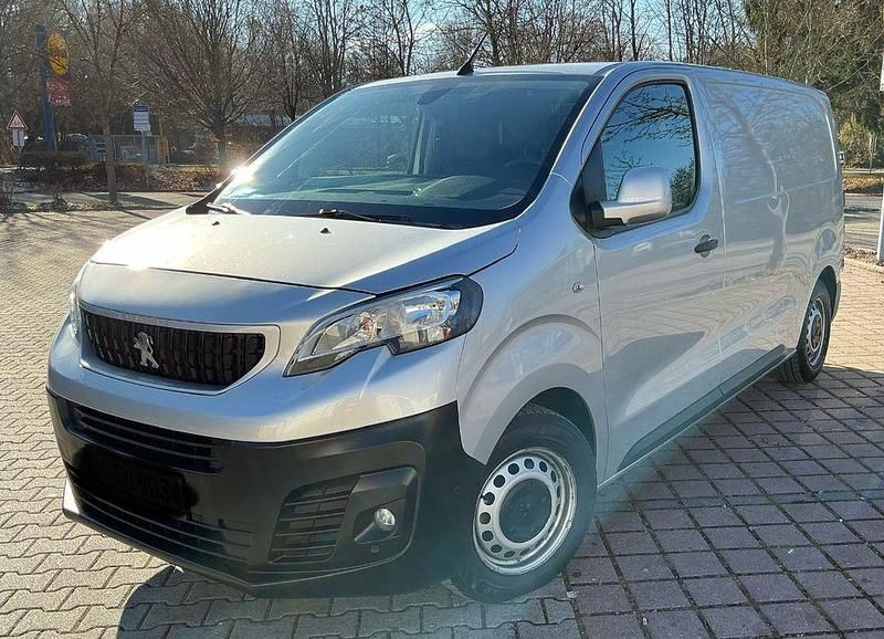 Gebraucht Peugeot Expert 136 PS (100 kW) 2018 Silber Van