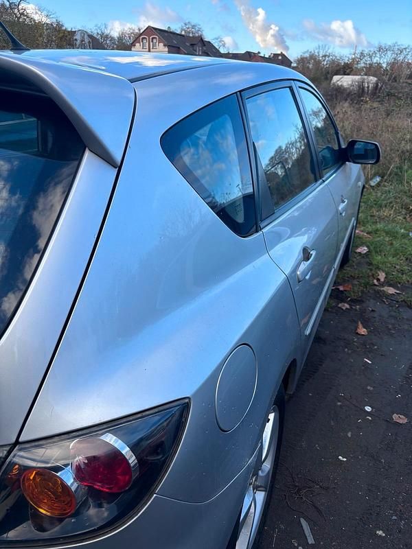 Gebraucht Mazda 3 105 PS (77 kW) 2004 Grau Limousine