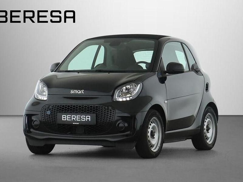 Schwarz Gebraucht 2023 Smart ForTwo Electric Drive Coupé | 11.980 € (Fairer Preis) - Bild 1/4