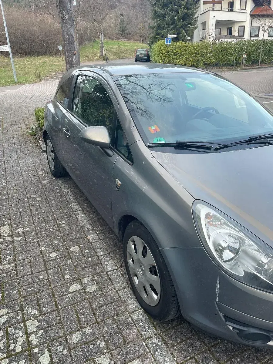 Używany Opel Corsa 101 KM (74 kW) 2010 Beżowy Hatchback