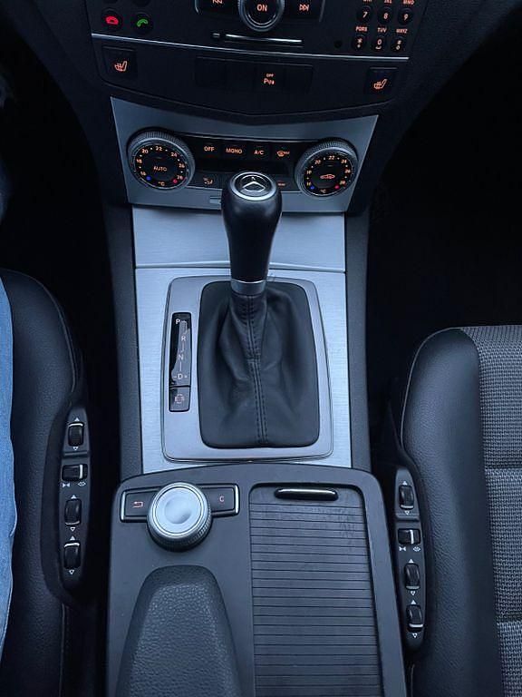 Gebraucht Mercedes 350 231 PS (169 kW) 2010 Schwarz Limousine