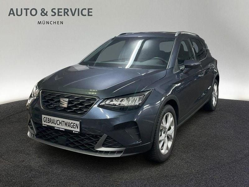 Grau Gebraucht 2024 Seat Arona FR-Line SUV | 23.460 € (Fairer Preis) - Bild 1/3