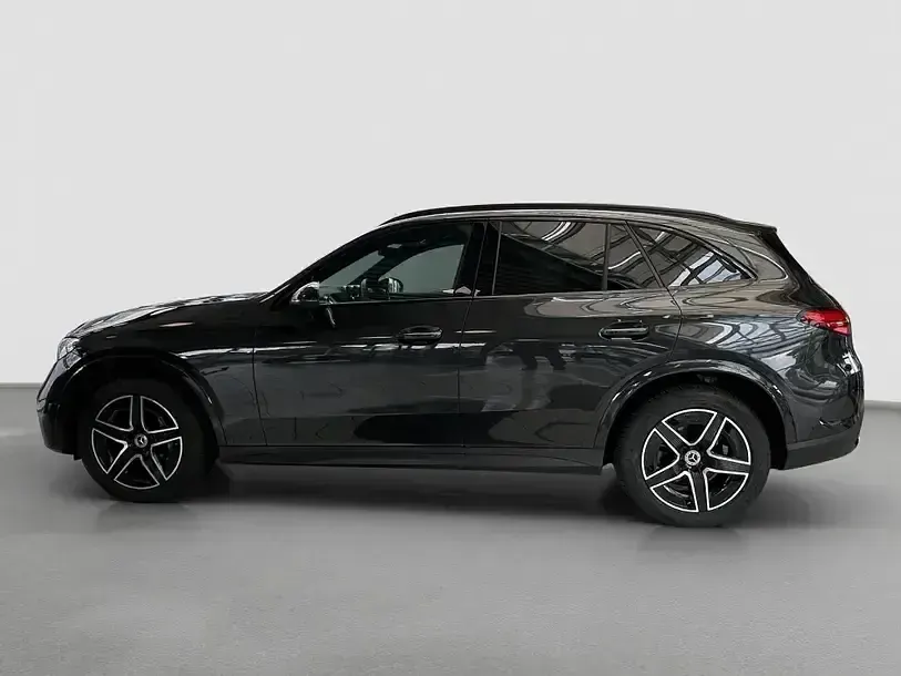 Gebraucht Mercedes GLC220 AMG line 197 PS (144 kW) 2025 Grau SUV