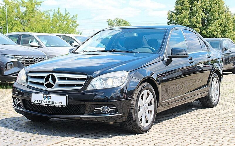 Schwarz Gebraucht 2009 Mercedes C180 Limousine | 8.450 € (Fairer Preis) - Bild 1/4