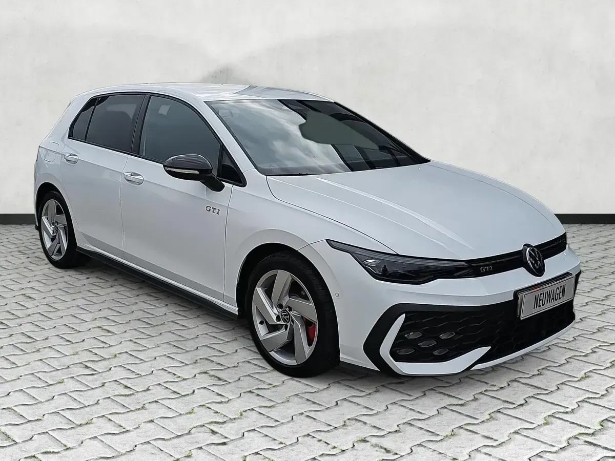 Gebraucht VW Golf VIII GTI 265 PS (194 kW) 2026 Limousine
