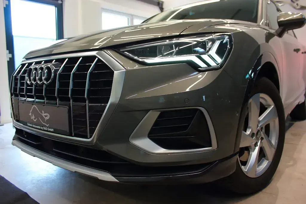 Gebraucht Audi Q3 S-Line 190 PS (139 kW) 2019 Grau SUV