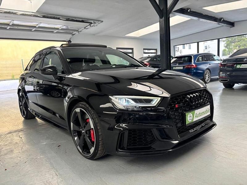Schwarz Gebraucht 2019 Audi RS3 Sportback Sport Kleinwagen | 39.999 € (Guter Preis) - Bild 1/4