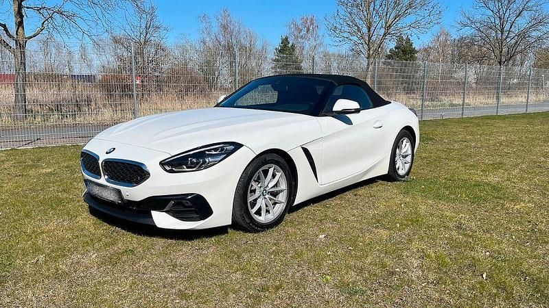 Alpinweiss iii Gebraucht 2019 BMW Z4 Advantage Cabrio | 32.500 € (Etwas zu teuer) - Bild 1/4
