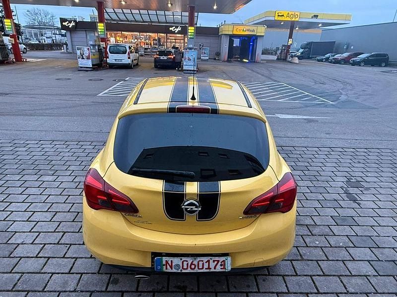 Gebraucht Opel Corsa Color Edition 101 PS (74 kW) 2015 Gelb Kleinwagen