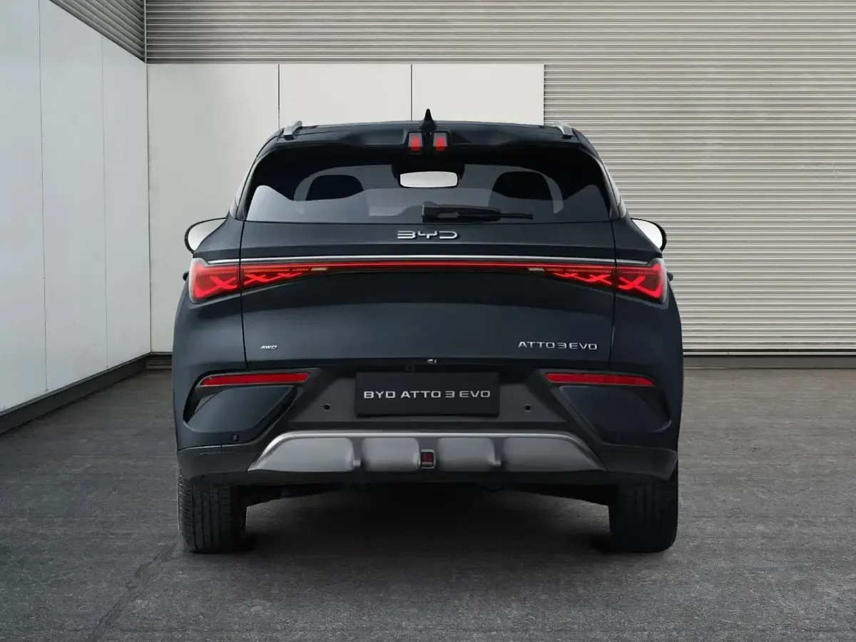 Neu BYD Atto 3 330 kW (449 PS) 2026 Obsidian black SUV