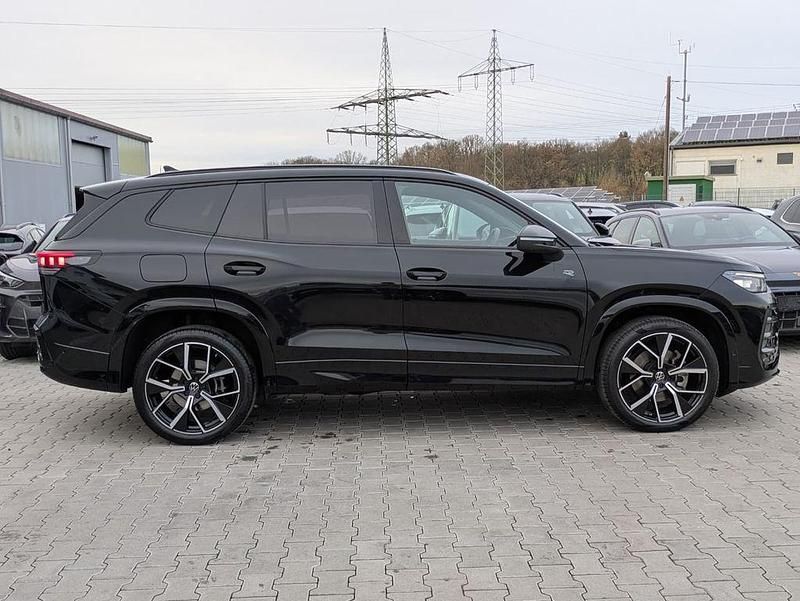 Gebraucht VW Tayron R-line 193 PS (141 kW) 2025 Schwarz SUV