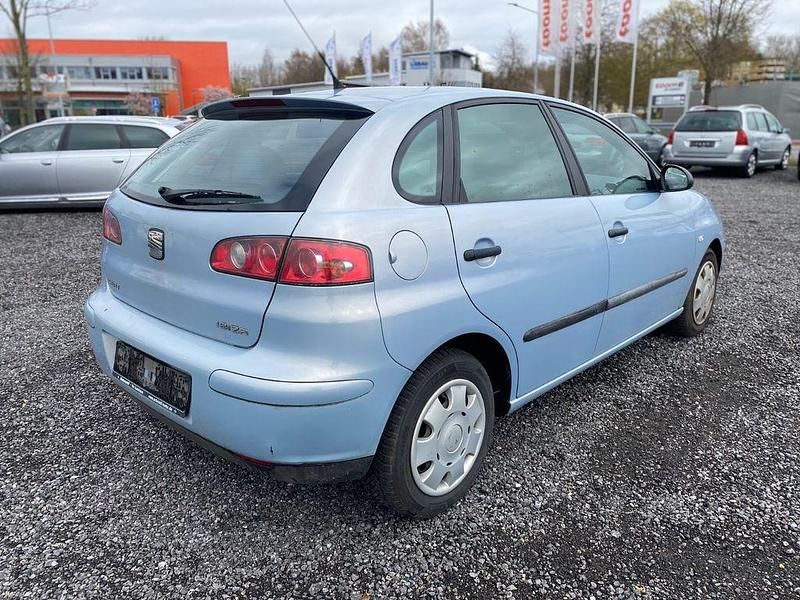 Second-hand Seat Ibiza 75 CP (55 kW) 2002 Albastru Hatchback