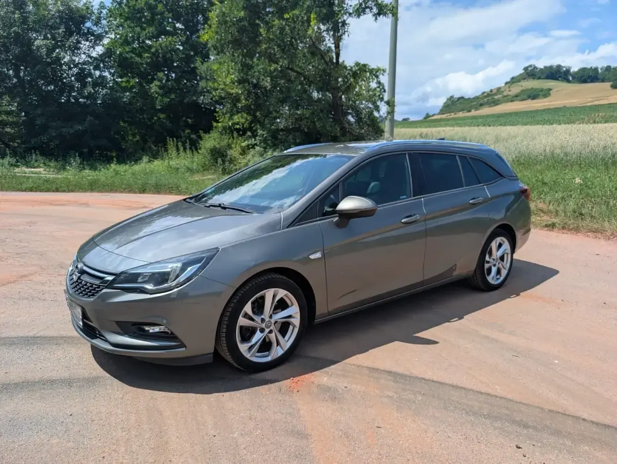 Gebraucht Opel Astra 200 PS (147 kW) 2018 Grau Kombi