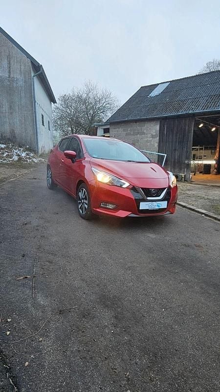 Gebraucht Nissan Micra Acenta 71 PS (52 kW) 2018 Rot Kleinwagen