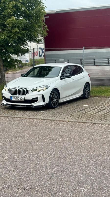 Gebraucht 2020 BMW 118 M Sport Kleinwagen | 24.000 € (Teuer) - Bild 1/4