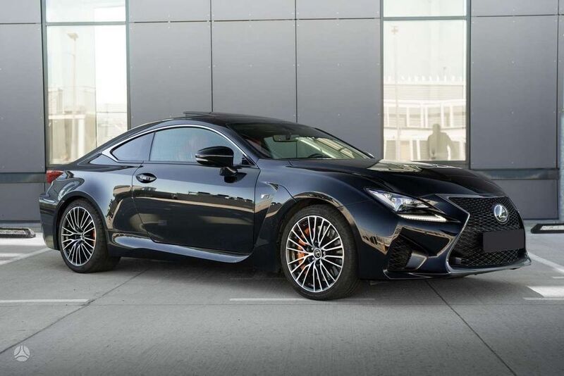 Schwarz Gebraucht 2016 Lexus RC F CARBON Coupé | 37.500 € - Bild 1/4
