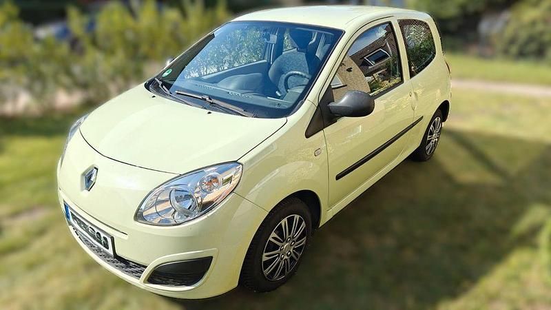 Gelb Gebraucht 2009 Renault Twingo Kleinwagen | 2.500 € (Fairer Preis) - Bild 1/4