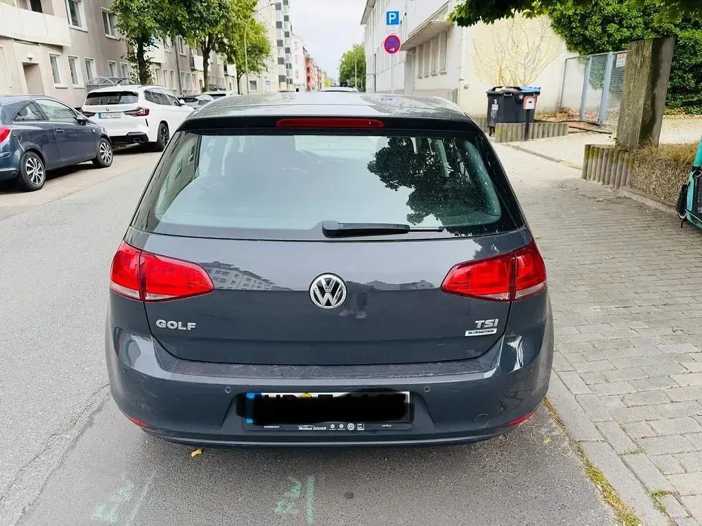 Gebraucht VW Golf VII LOUNGE 86 PS (63 kW) 2015 Kombi