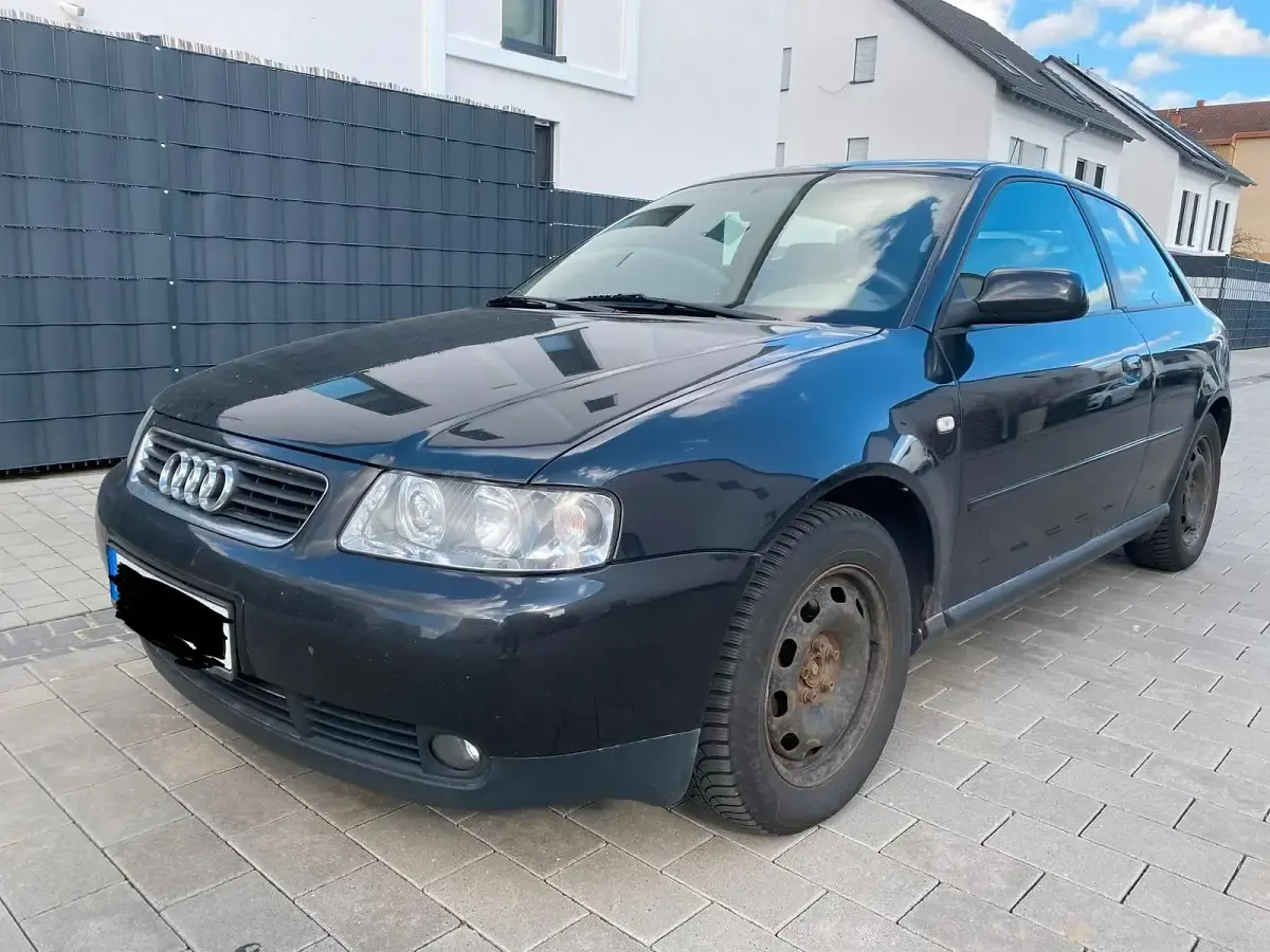 Usata Audi A3 125 CV (91 kW) 2002 Nero Utilitaria