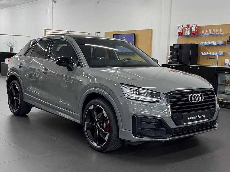 Gebraucht Audi Q2 S-Line 150 PS (110 kW) 2019 Grau SUV