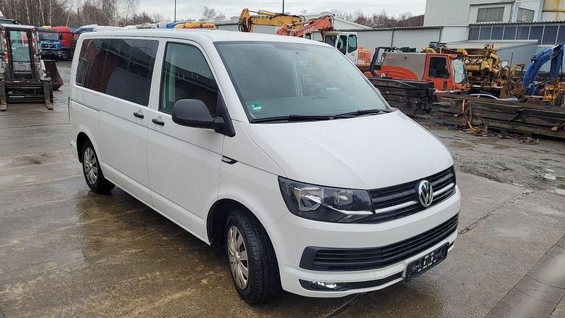 Second-hand VW T6 150 CP (110 kW) 2016 Alb Van