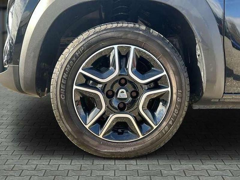 Gebraucht Dacia Spring Comfort Plus 33 kW (45 PS) 2022 Magma schwarz Kleinwagen