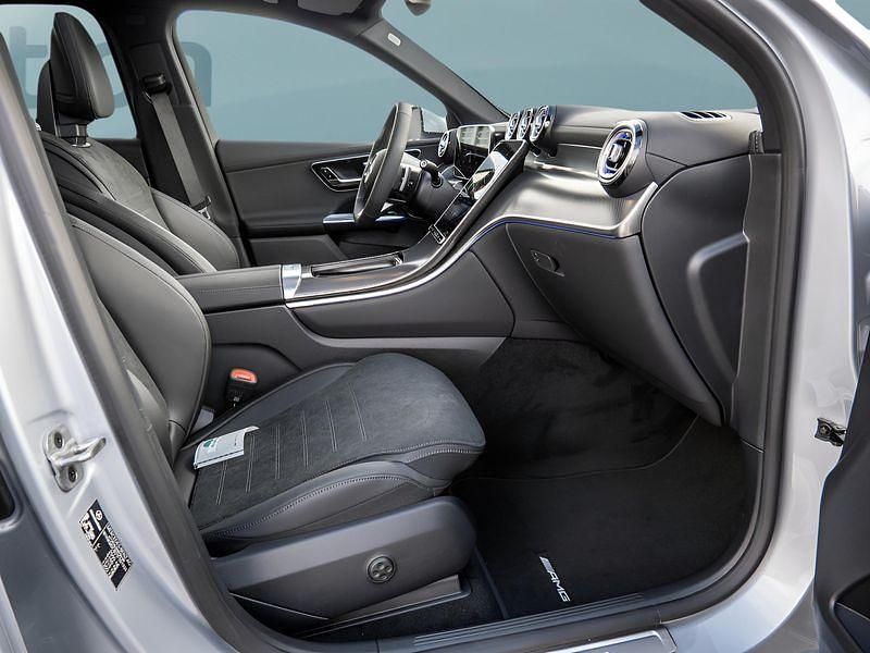 Gebraucht Mercedes GLC200 163 PS (119 kW) 2025 Silber SUV