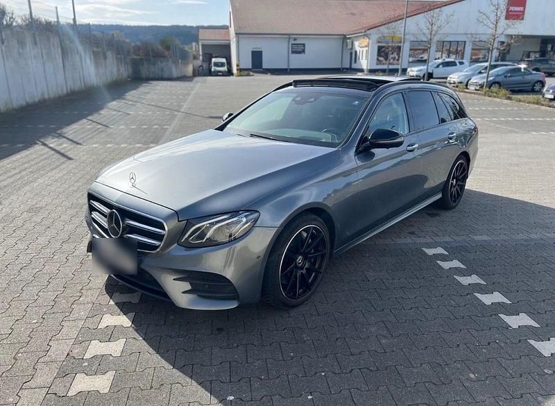 Gebraucht Mercedes E350 Avantgarde 258 PS (189 kW) 2017 Kombi