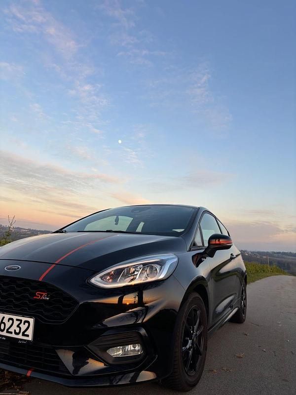 Schwarz Gebraucht 2019 Ford Fiesta ST-Line Kleinwagen | 11.500 € (Fairer Preis) - Bild 1/4