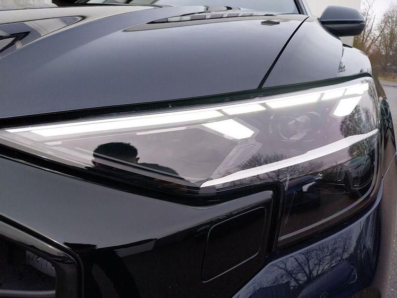 Gebraucht Audi Q8 Ambiente 231 PS (169 kW) 2025 Waitomoblau (metallic) SUV