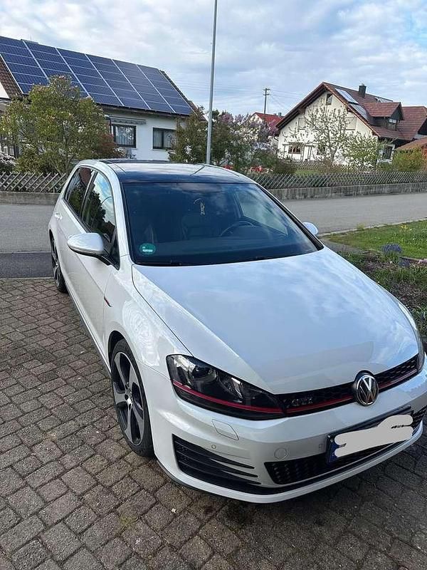Weiß Gebraucht 2016 VW Golf VII GTI Limousine | 16.800 € (Superpreis) - Bild 1/4
