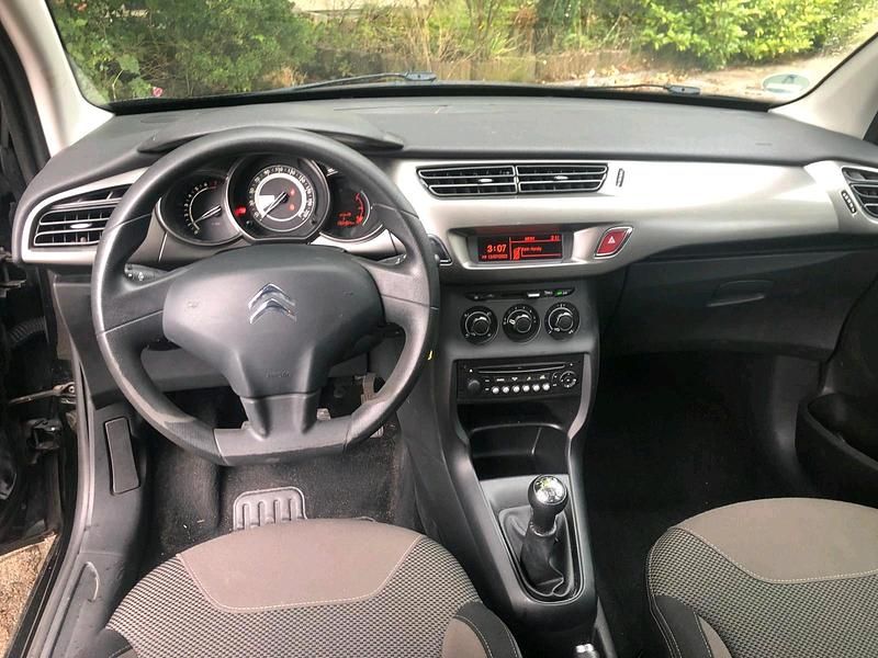 Gebraucht Citroën C3 68 PS (50 kW) 2015 Schwarz Kleinwagen