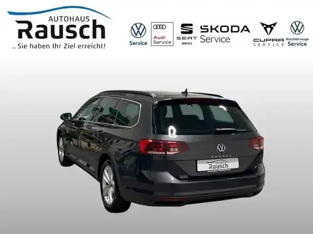 Gebraucht VW Passat Business 190 PS (139 kW) 2022 Grau Kombi