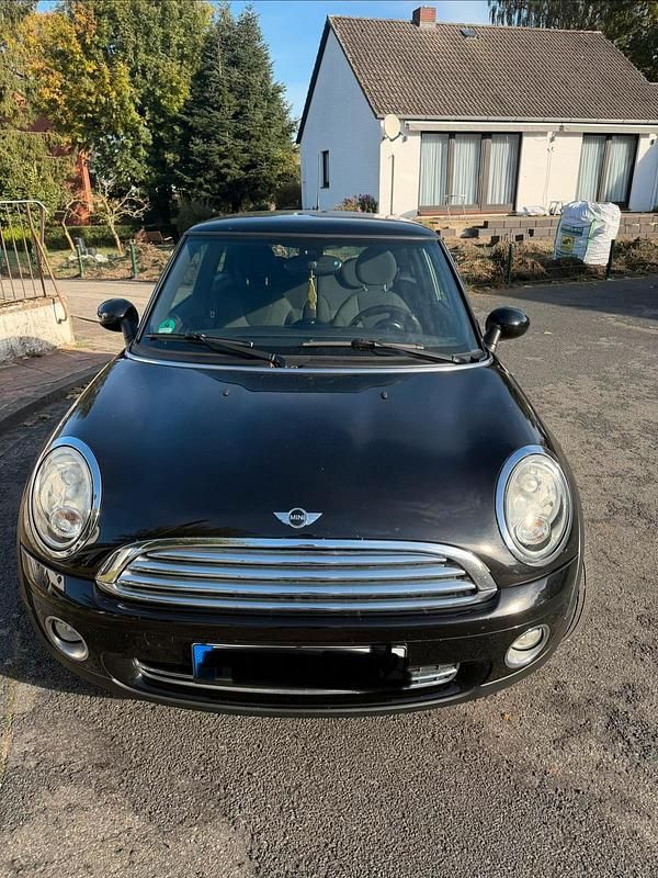 Schwarz Gebraucht 2009 Mini ONE Kleinwagen | 2.650 € (Superpreis) - Bild 1/4