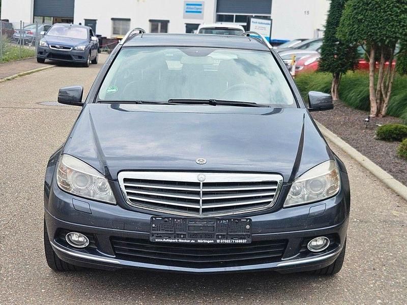 Grau Gebraucht 2010 Mercedes C350 Kombi | 3.999 € (Superpreis) - Bild 1/4