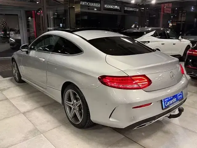 Gebraucht Mercedes C200 AMG line 184 PS (135 kW) 2018 Silber Coupé