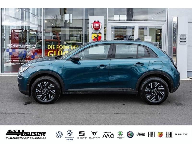 Gebraucht Fiat 600 101 PS (74 kW) 2024 Mare grün (metallic) SUV