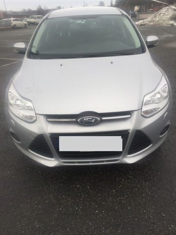 Gebraucht Ford Focus Trend 116 PS (85 kW) 2012 Silber metallic Kombi