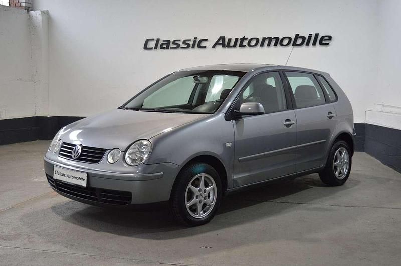 Grau Gebraucht 2005 VW Polo Cricket Kleinwagen | 2.200 € (Etwas zu teuer) - Bild 1/4