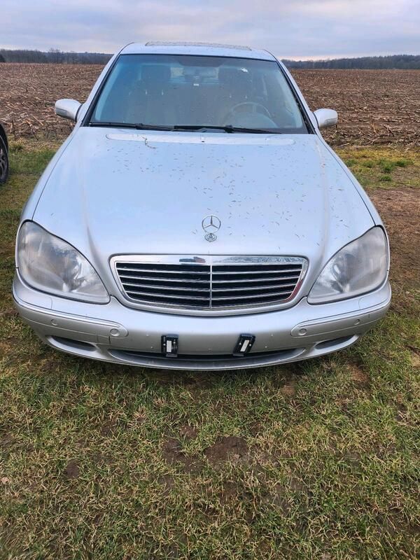Silber Gebraucht 2001 Mercedes S320 Limousine | 3.500 € (Etwas zu teuer) - Bild 1/4