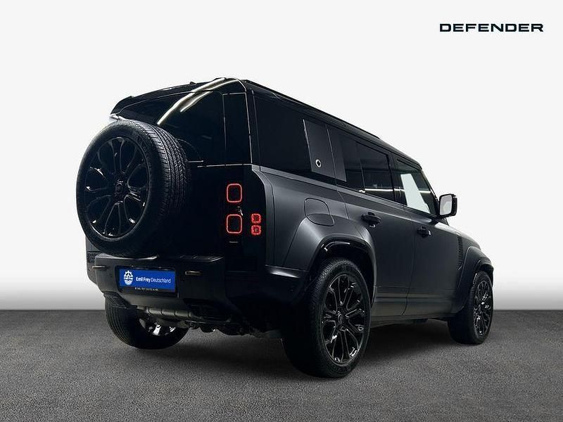 Gebraucht Land Rover Defender 863 PS (634 kW) 2026 Carpathian grey (1au) SUV