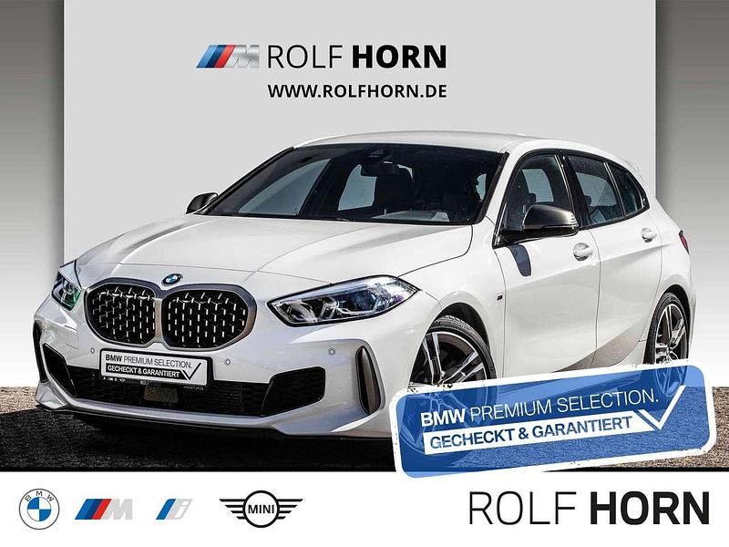 Alpinweiß uni Gebraucht 2024 BMW M135 Kleinwagen | 34.940 € (Guter Preis) - Bild 1/4